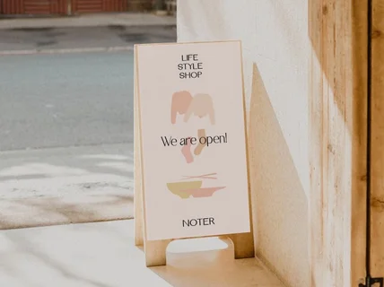 트렌디하고 감성적인, 기억에 머무는 포스터 디자인