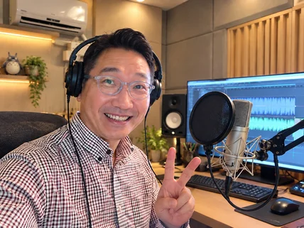 나레이션/ 광고/ 캐릭터연기/ 시낭송 녹음을 해드립니다