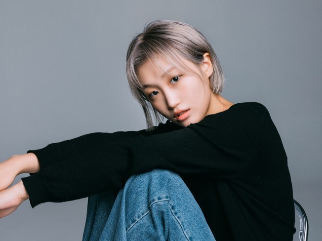 다양한 분위기를 자연스럽게 연출해내는 모델 수향입니다 - 크몽