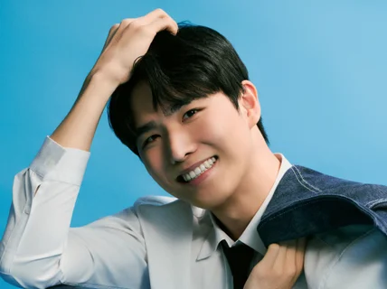 마케팅에 도움이 되어드릴 밝은 모델. 배우 이병욱입니다