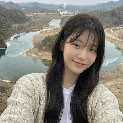 포트폴리오-실제 배경과 AI모델 composite/AI사진/AI이미지