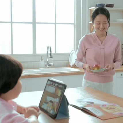 포트폴리오-[아이해빗] 촬영,편집_어린이 어플리케이션 동화책 홍보영상