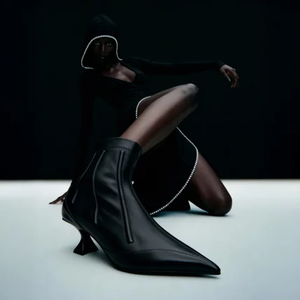 포트폴리오-AI 실사 모델 실내 배경 이미지