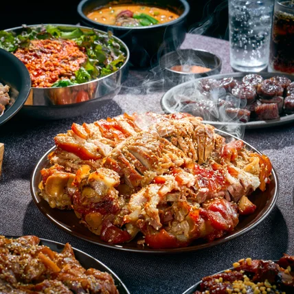 포트폴리오-[촬영/보정] '화곡영양족발본사' 메뉴 사진 & 컨셉 촬영에 관여한 1인 촬영!