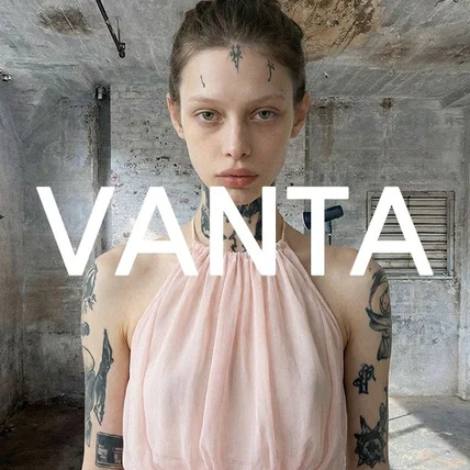 포트폴리오-AI 실사 타투 모델 룩북/화보 이미지