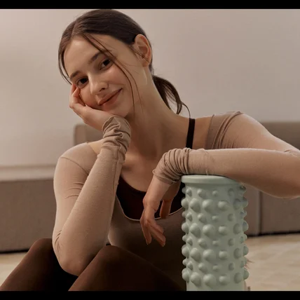 포트폴리오-폼롤러, 마사지기, 경추베개 / 올리브영 입점 헬스케어 제품 모델 광고컷 [촬영/보정]