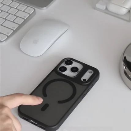 포트폴리오-[기획, 촬영, 편집] 아이폰 케이스 광고 숏폼