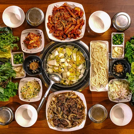 포트폴리오-[영상촬영/편집] 이배재쌈밥 플레이스 홍보용 매장 메뉴 영상 제작