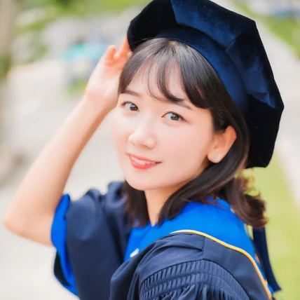 포트폴리오-[사진촬영 및 보정] 일반인 수빈님 졸업 스냅 촬영