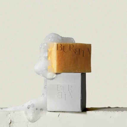 포트폴리오-프래그런스 브랜드 ‘BURBIA’ 로고 &amp; 브랜딩 디자인