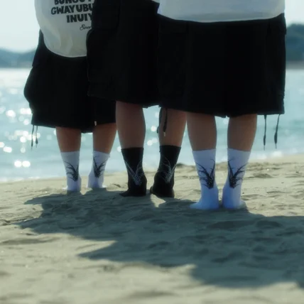 포트폴리오-YOUKYOBOY_Black&White Orchid Socks <기획,촬영,제작,편집>
