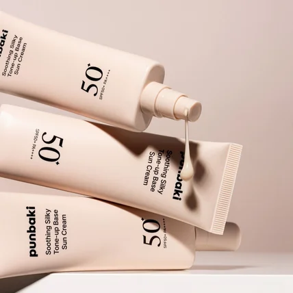 포트폴리오-[제품사진/연출/보정] 푼바키 수딩 실키 톤업 베이스 선크림 제품 촬영