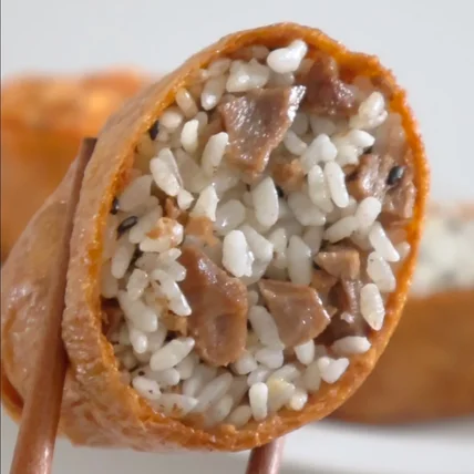 포트폴리오-[기획, 촬영, 편집] 간편식 브랜드 모모유부의 유부초밥 3종 광고영상 제작