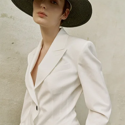 포트폴리오-[촬영/보정] 패션 화보 및 의류 및 잡화 룩북 작업 2021-2022