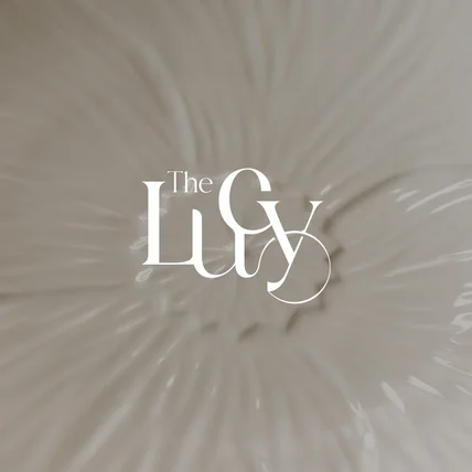 포트폴리오-뷰티샵 Lucy 로고 디자인 제작