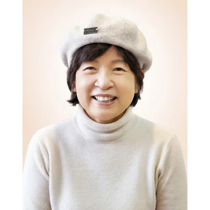 포트폴리오-일반 사진 영정사진용 사진으로 배경,인물, 자세 포토샵 작업