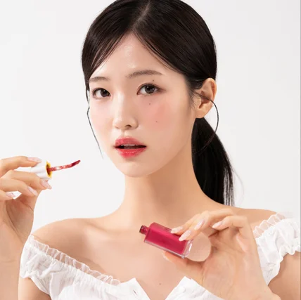 포트폴리오-[촬영/보정] 2024 CLIO 화장품 룩북 촬영